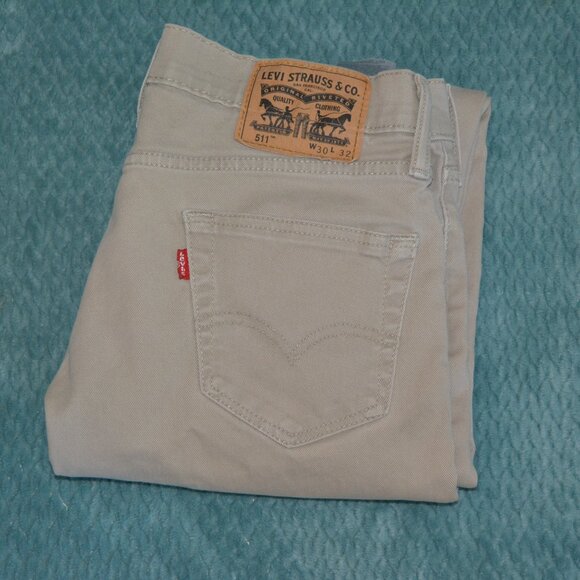 Levi Strauss | Men's 511 Slim Fit Khaki Cream Color Jeans - Picture 7 of 7